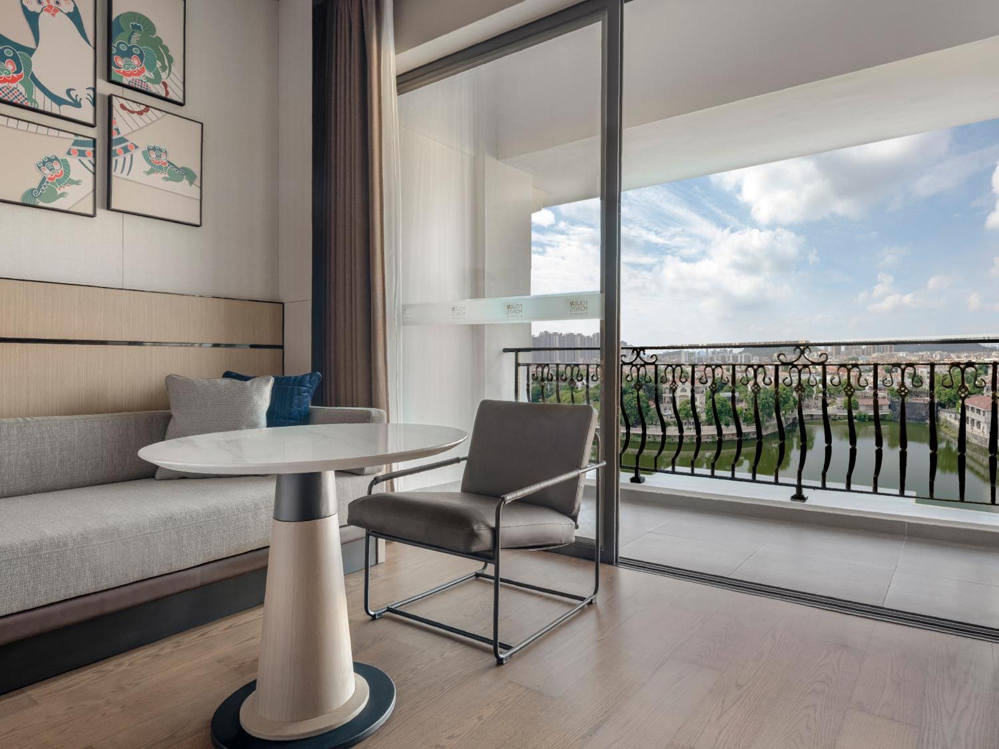 Four Points By Sheraton Yangjiang City Center מראה חיצוני תמונה
