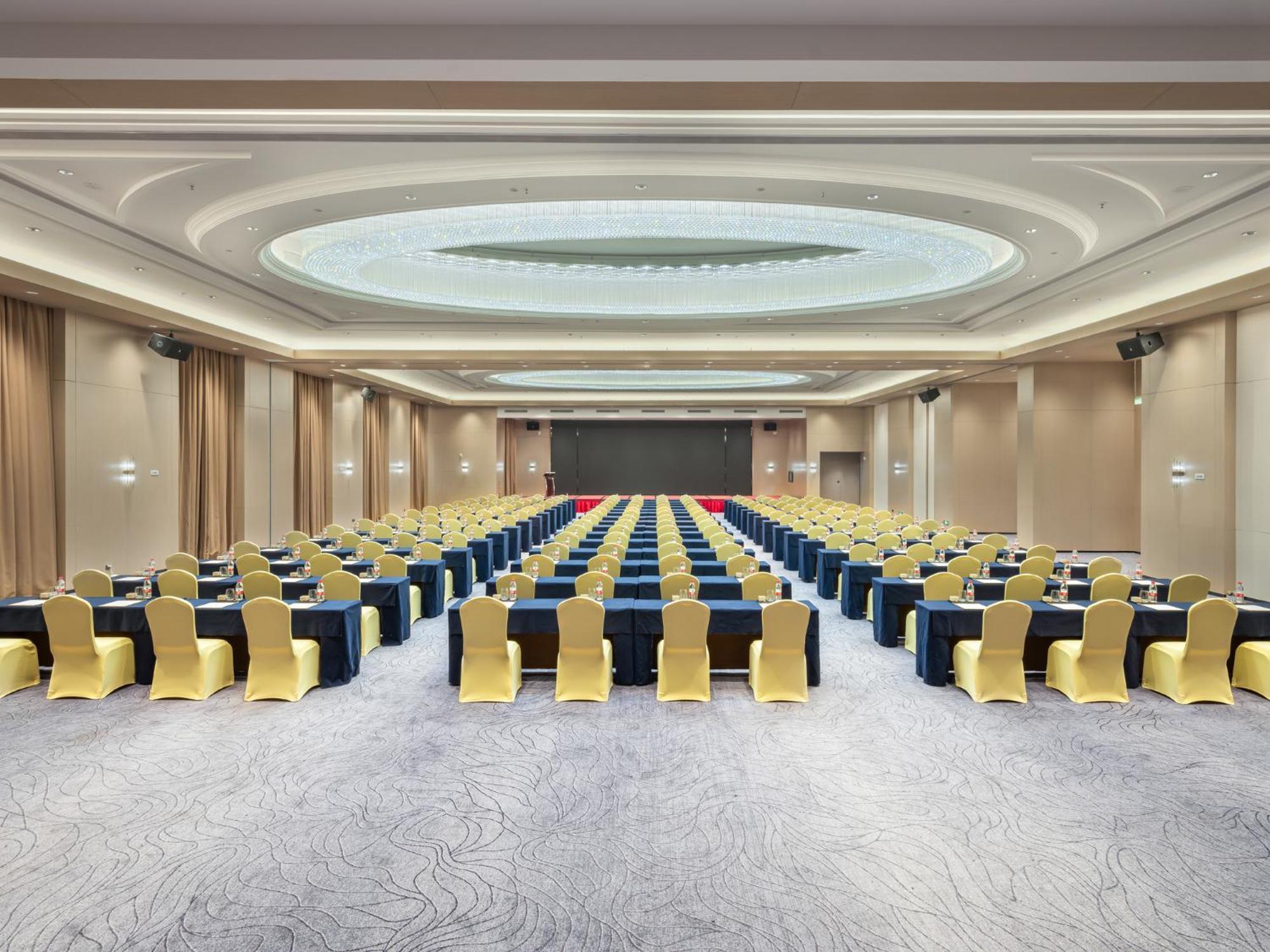 Four Points By Sheraton Yangjiang City Center מראה חיצוני תמונה