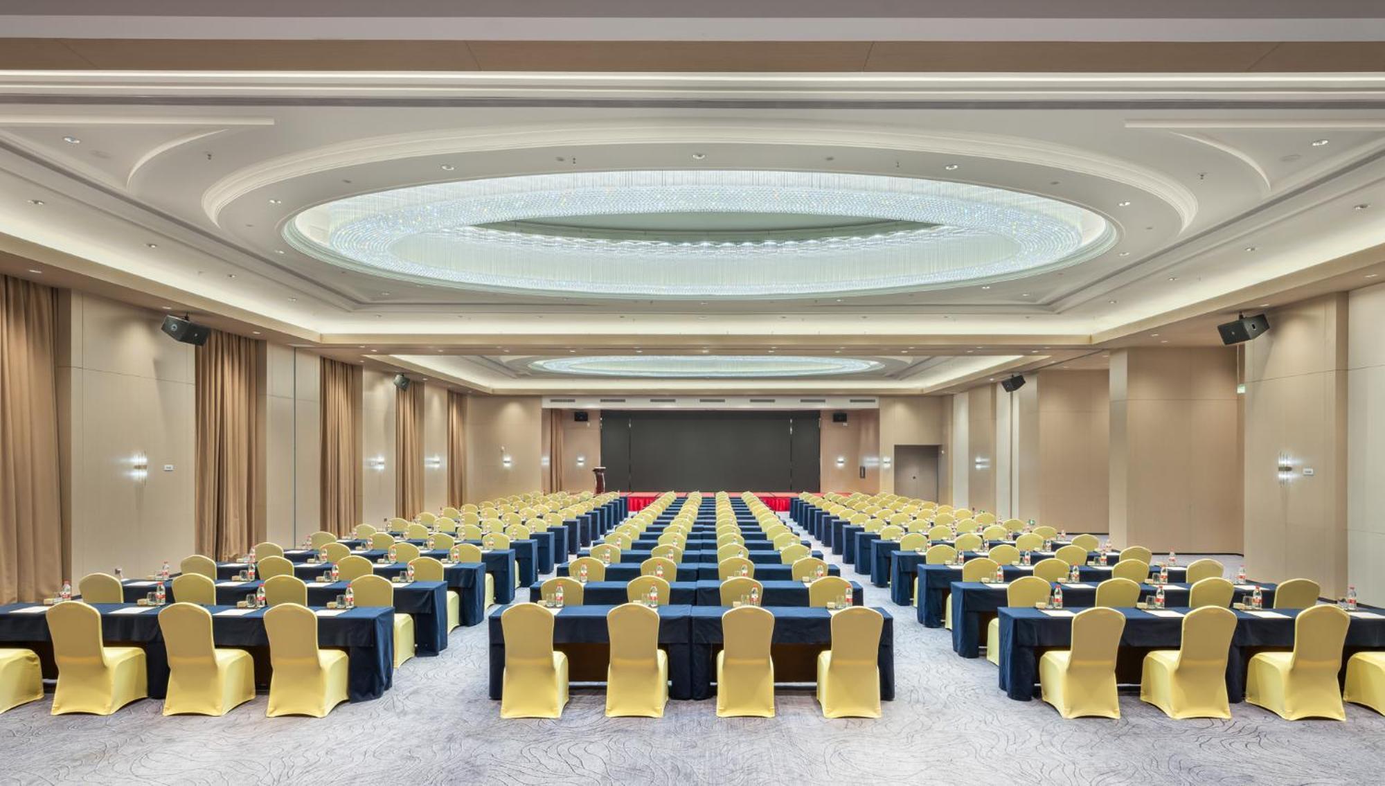Four Points By Sheraton Yangjiang City Center מראה חיצוני תמונה